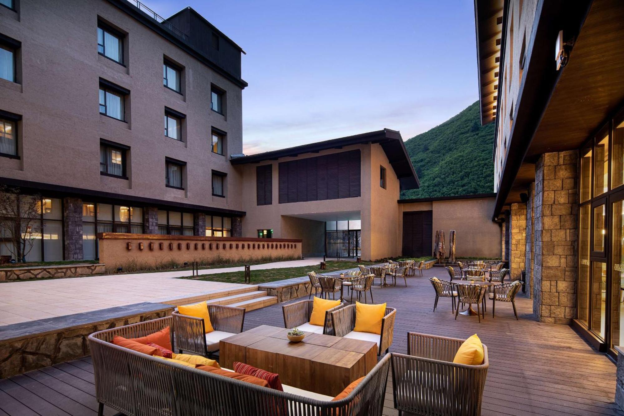 Hilton Garden Inn Jiuzhaigou Luaran gambar